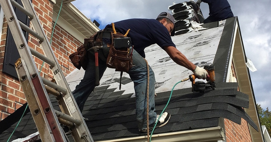 Must-Have Roofing Tools for DIYers