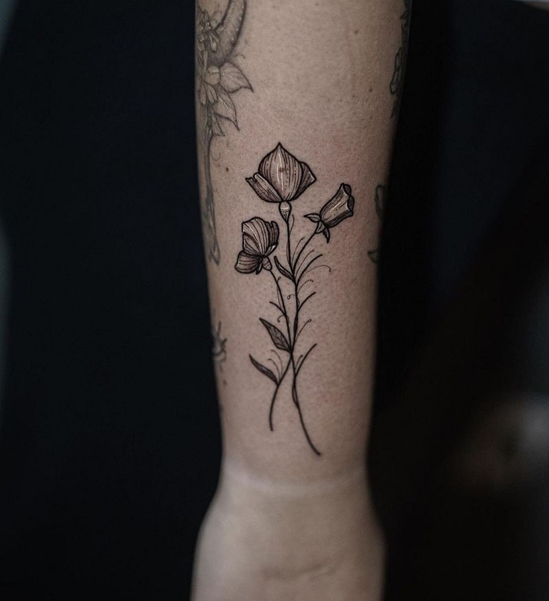 The little flower tattoo