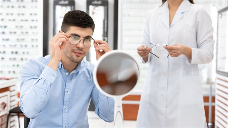 Choosing a Reputable Eye Specialist