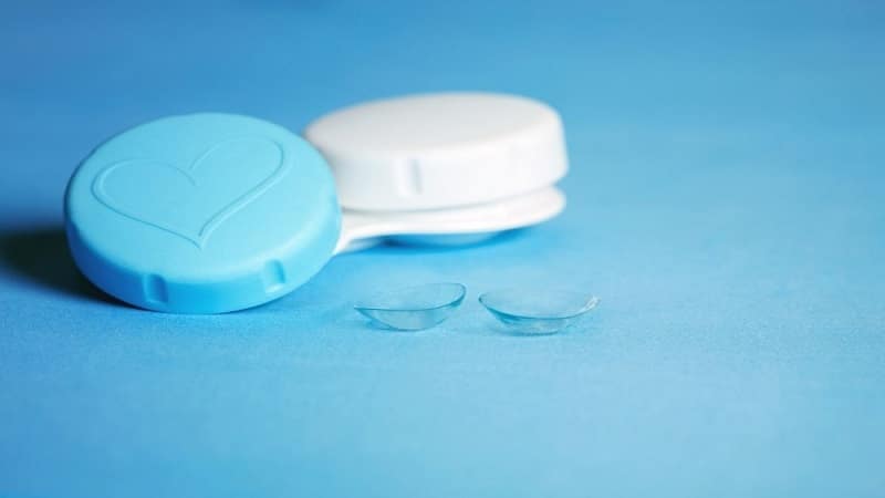 Choosing the Right Contact Lenses