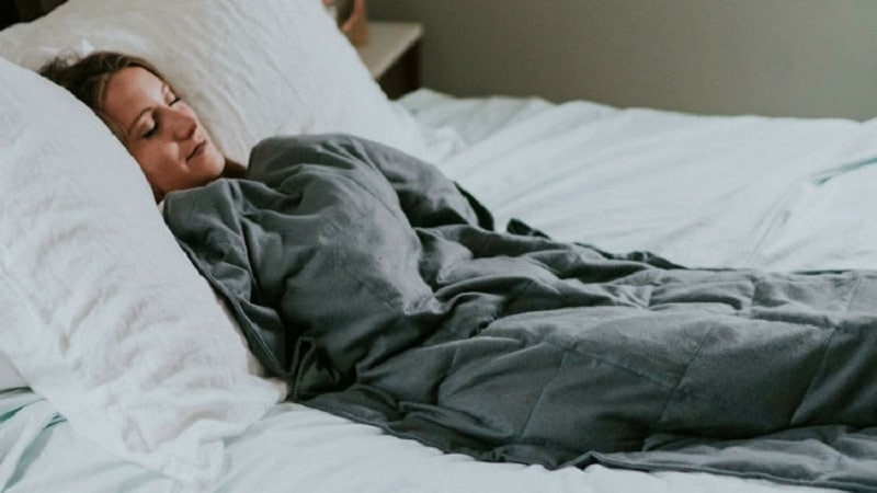 How weighted blankets help to reduce stress